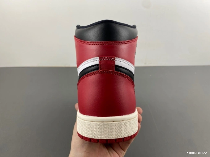 MaikeSneakers High Jordan Black 1 Toe Air Reimagined OG DZ5485-106 0708